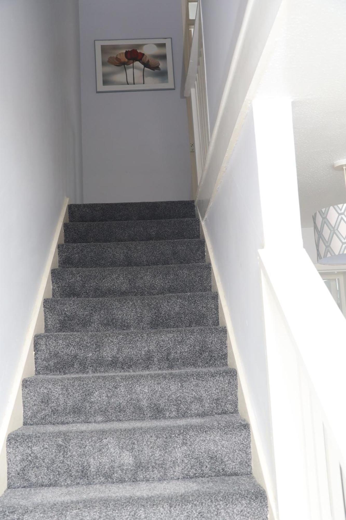 Superb 3 Bedroom Flat In Stafford Exterior foto